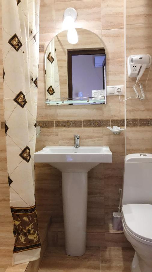 Hotel In Sukhum Suchumi Zewnętrze zdjęcie