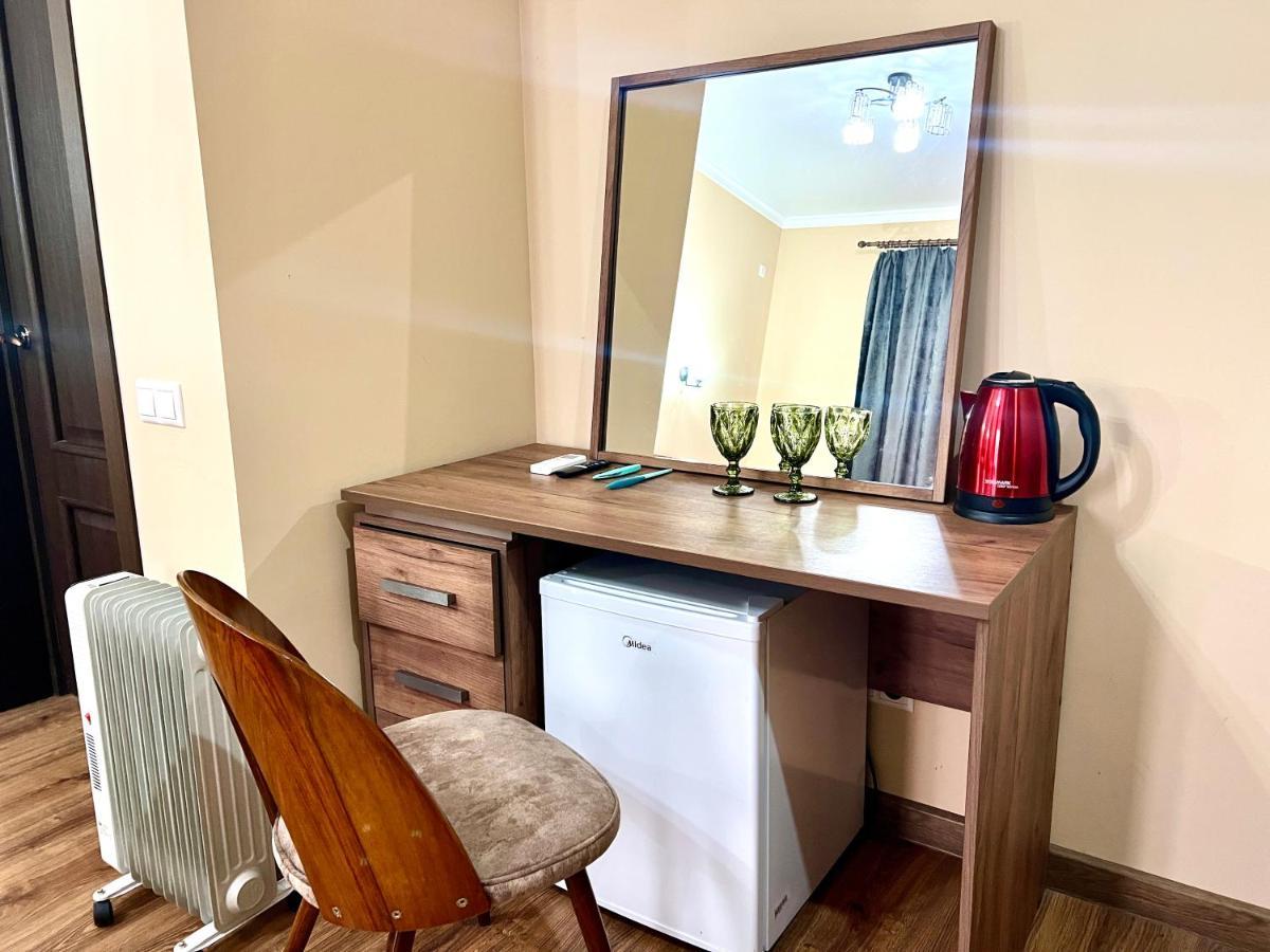 Hotel In Sukhum Suchumi Zewnętrze zdjęcie